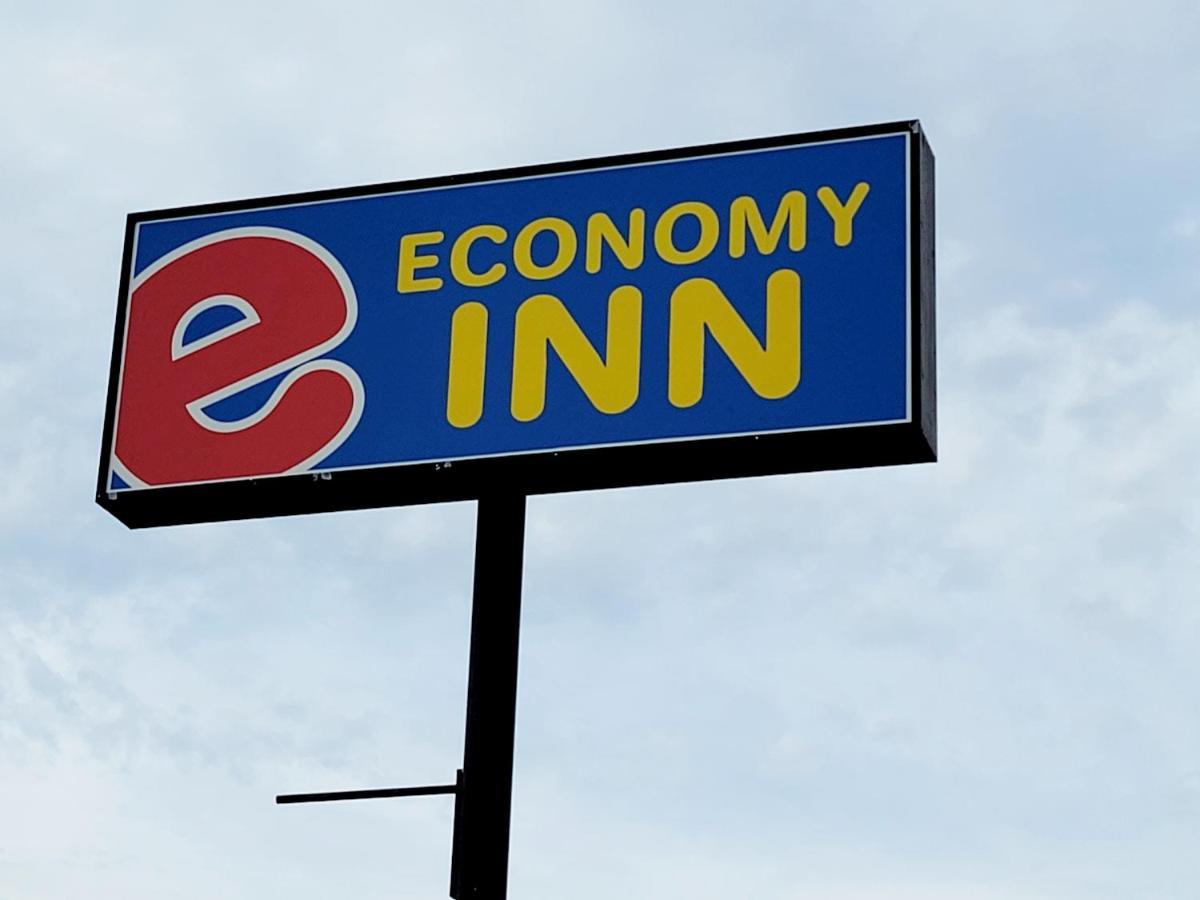 Economy Inn Corning Exteriör bild