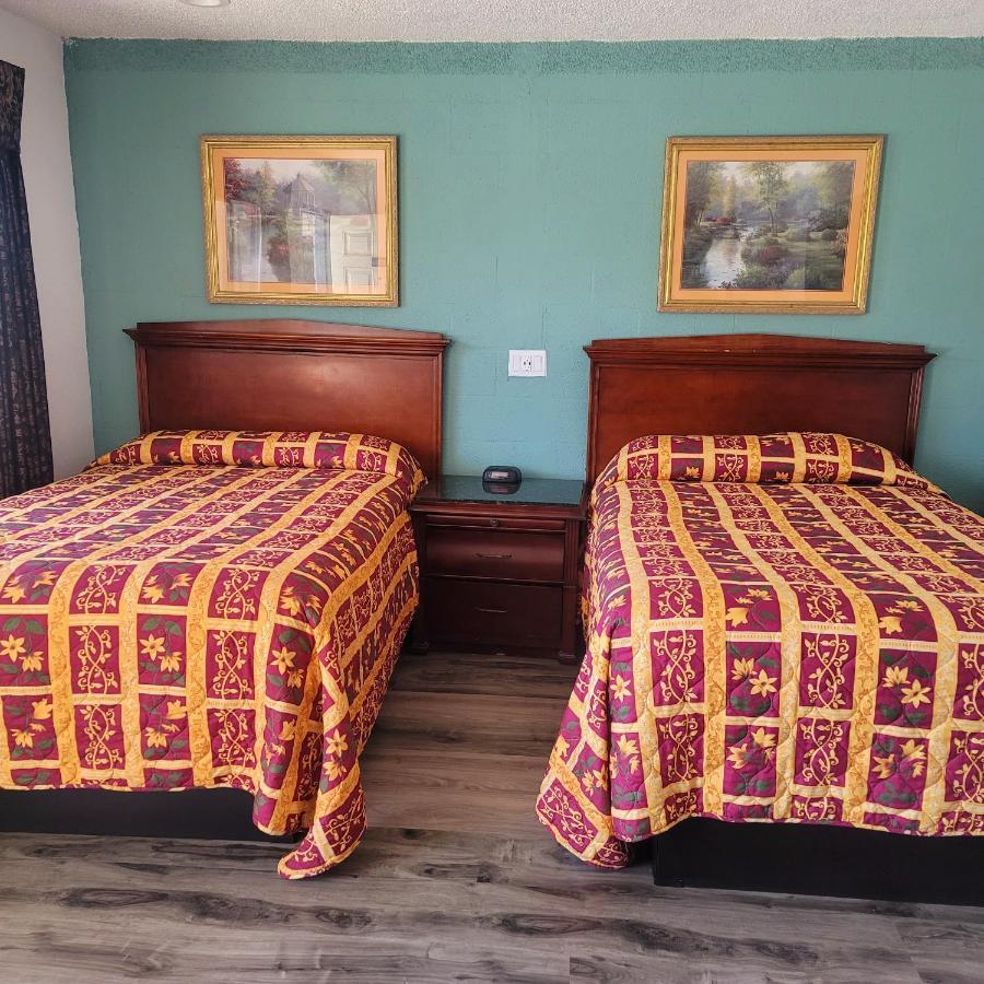 Economy Inn Corning Exteriör bild
